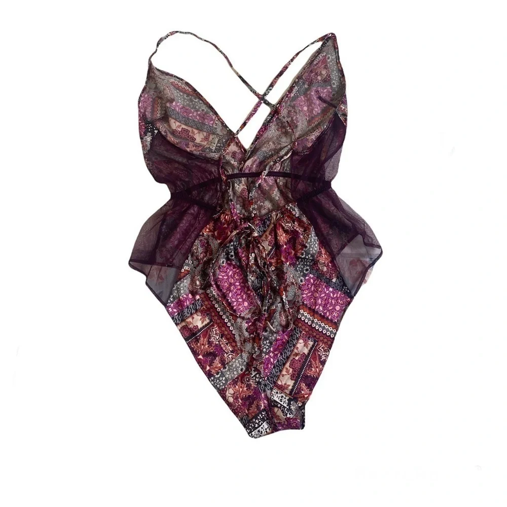 Victoria’s Secret Floral Lace mesh Bodysuit - Picture 2 of 8